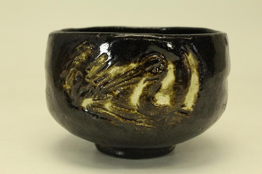 Shino Ware Matcha Tea Bowl by Listed Artist — Feldspar White Glaze with Hiiro, Signed Tomobako