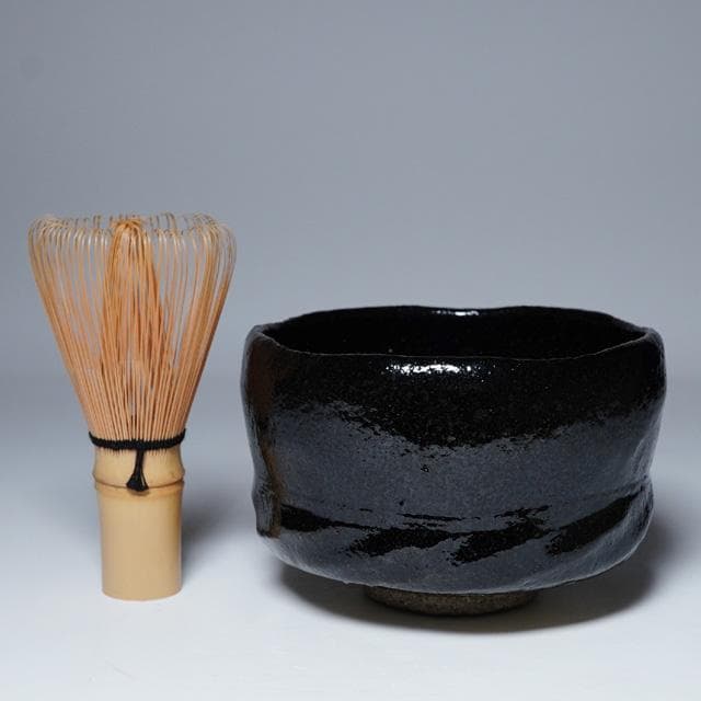 Ogawa Choraku Black Raku Tea Bowl with Do-jime Waist and Twisted Carving