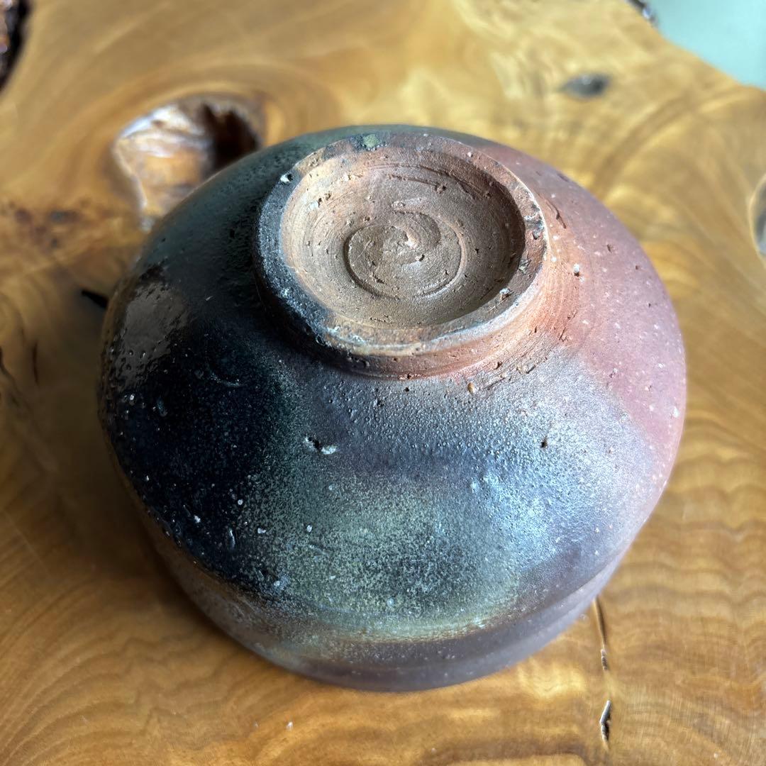 Ogawa Jinsei | Shigaraki Ware Tea Bowl — Natural Ash Glaze Chawan with Coarse Clay