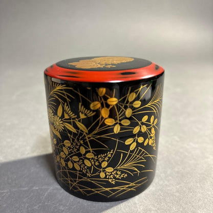Kiku-Kiri Natsume by Wada Juho – Japanese Tea Caddy – Autumn Grass Makie – Japan