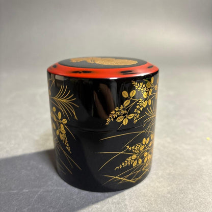 Kiku-Kiri Natsume by Wada Juho – Japanese Tea Caddy – Autumn Grass Makie – Japan
