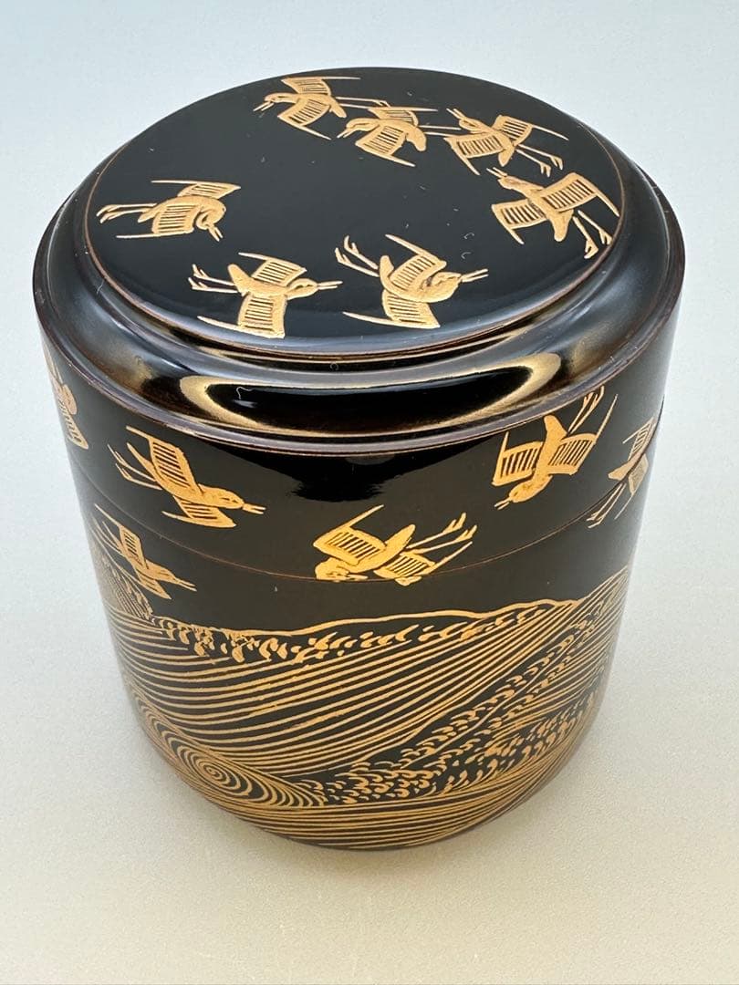 Gold Maki-e Lacquer Natsume Tea Caddy — Waves and Plovers by Tsuji Sekisai, Kyoto Lacquer, Signed Box