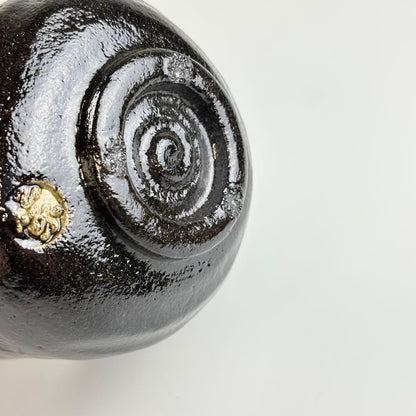 Kuro Raku Chawan by Sasaki Shoraku — Chonyu-Style Black Tea Bowl with Gold Flame Motif, Signed by Fukumoto Sekio of Daitoku-ji