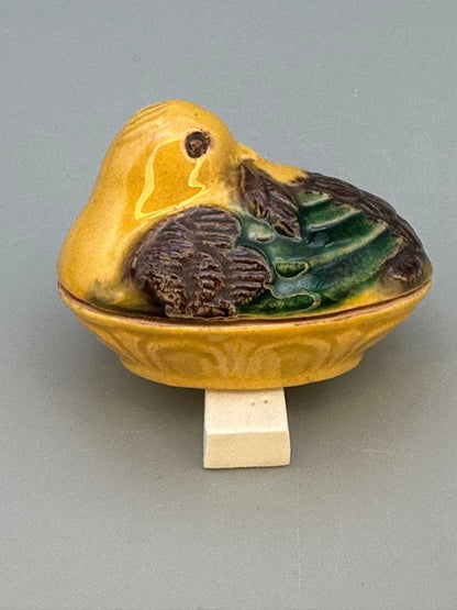 Miura Chikusen Kochi-Utsushi Kogo — Cochin Glaze Bird Incense Container, Tomobako
