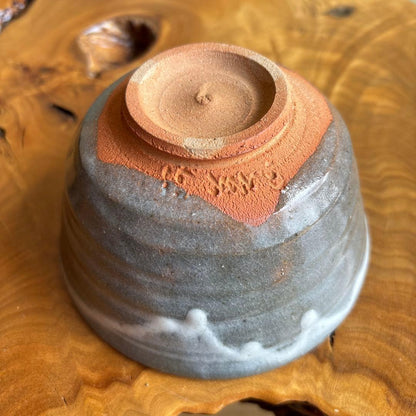 Akoyano Kiln Tea Bowl by Terada Bizan — Gray Drip Glaze Chawan Japan