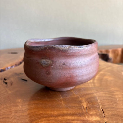 Bizen Momoyama-Gama Tea Bowl - Japanese Unglazed Bizen Chawan with Hi-iro Fire Color and Ash Grey Streaks and Signed Box