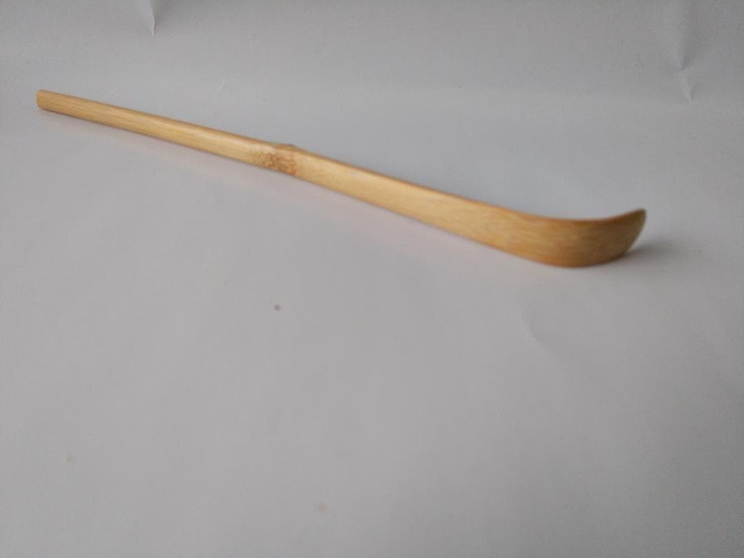 Daitokuji Kotoin Chashaku 'Matsu no Midori' by Ueda Gizan – Bamboo Tea Scoop with Box