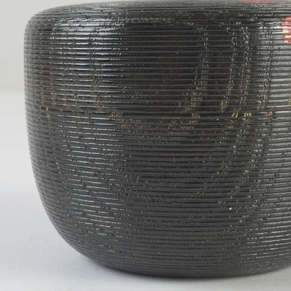 Senpo — Kikukiri Jurin Natsume | Chrysanthemum & Paulownia on Kenjo-Carved Black Lacquer | Tomobako