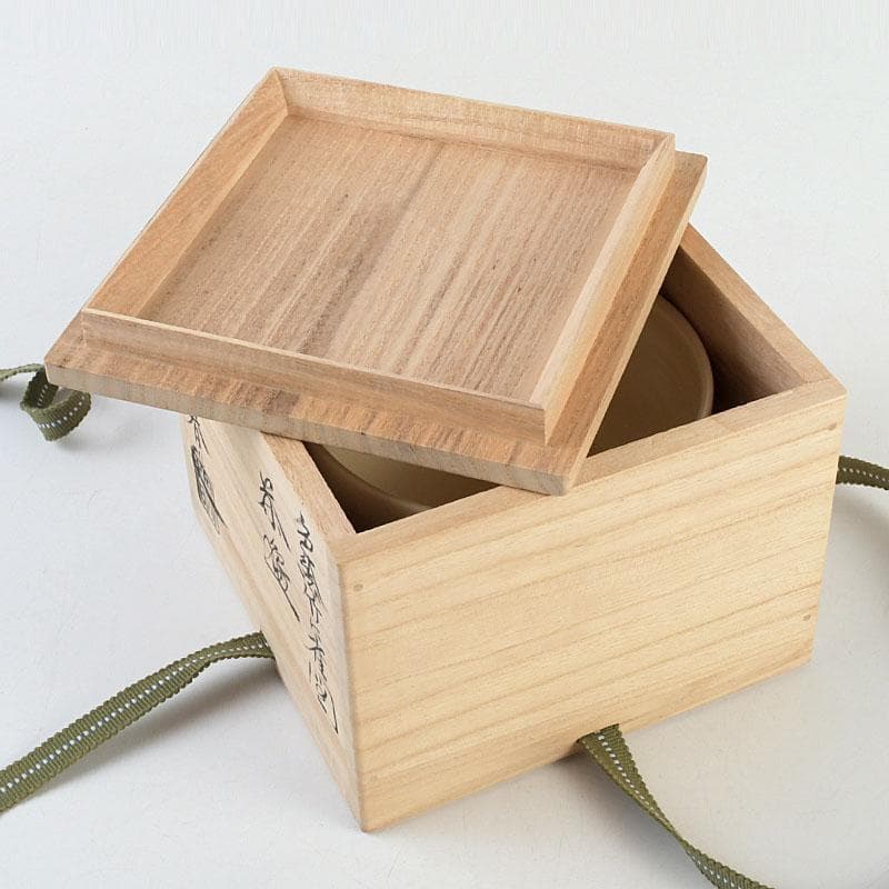 Miyake Yoshun Kyo-ware Iro-e Bamboo & Sparrow Tea Bowl with Tomobako