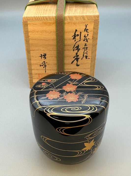 Nakatani Hakuho Hanaikada Maki-e Rikyu Natsume — Gold Cherry Blossom Flower Raft Lacquer