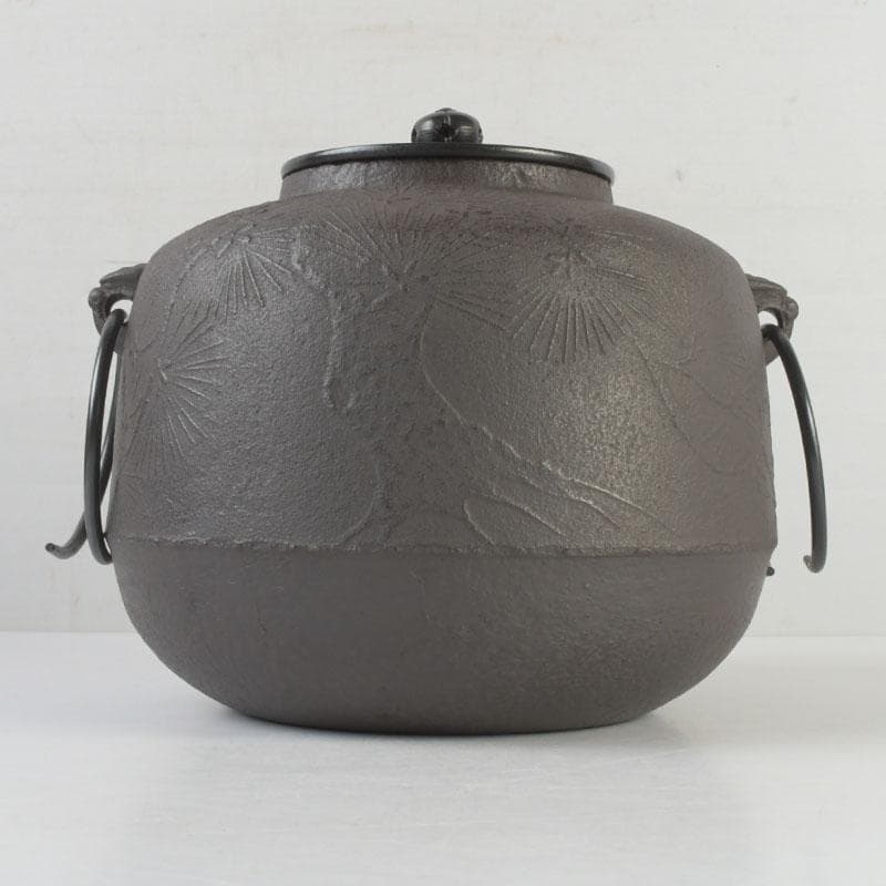 Kikuchi Masamitsu Pine Pattern Amida Iron Tea Kettle Chagama