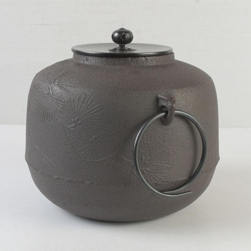 Kikuchi Masamitsu Pine Pattern Amida Iron Tea Kettle Chagama