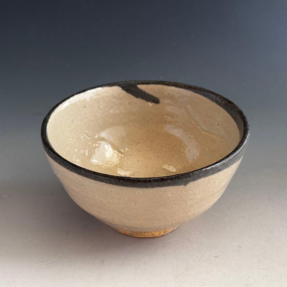 Karatsu Kawakujira Tea Bowl by Nakazato Shigetoshi - Iron Rim Glaze