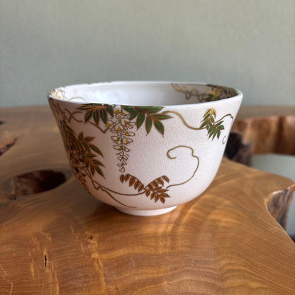 Matcha Bowl Ninsei Wisteria Overglaze Gold Chawan by Tominaga Genzan