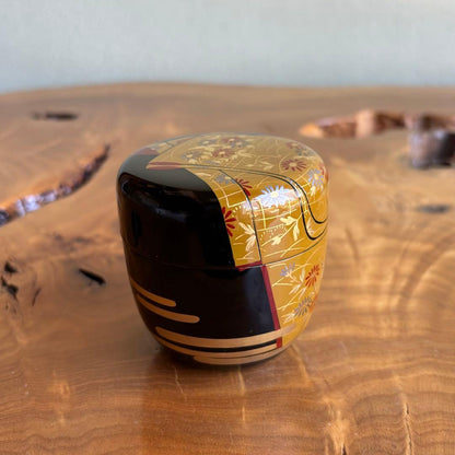 Taga-sode Maki-e Natsume by Nakamura Kosai — Chrysanthemum & Bush Clover, Tomobako