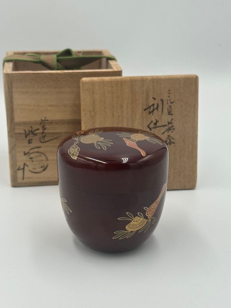 Rikyu Natsume Tea Caddy by Tetsuzan — Tame-nuri Amber Lacquer with Mirugai Shell Gold Maki-e