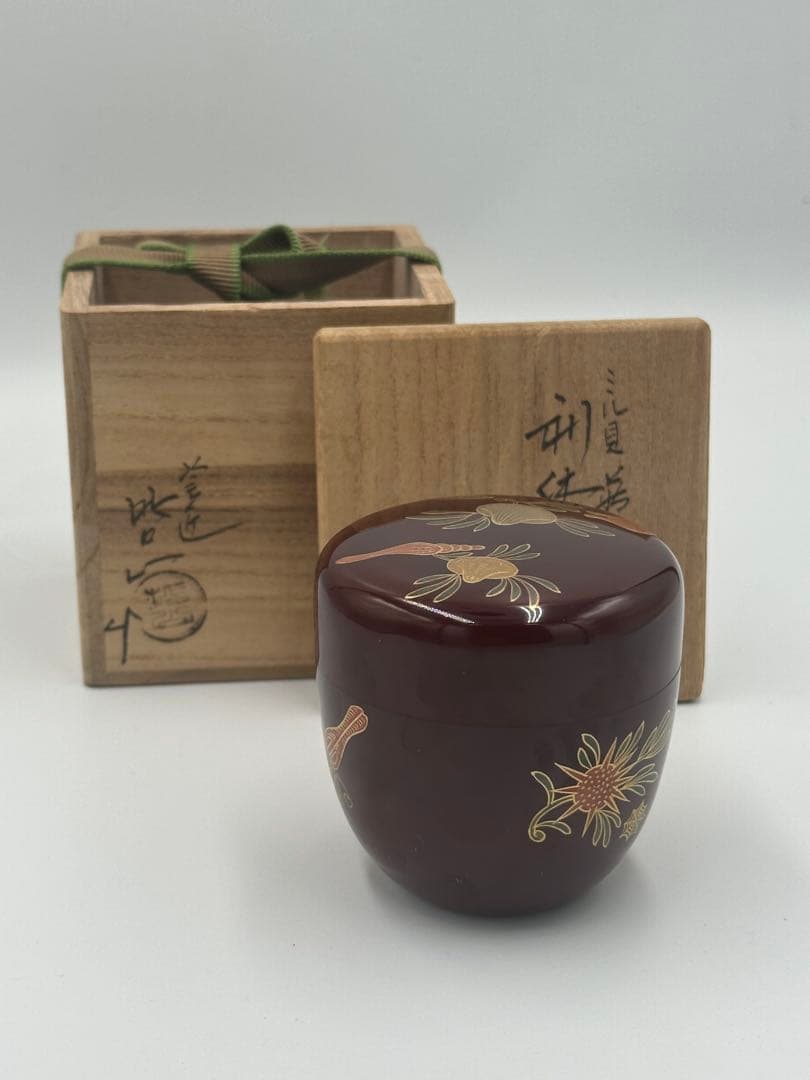 Rikyu Natsume Tea Caddy by Tetsuzan — Tame-nuri Amber Lacquer with Mirugai Shell Gold Maki-e