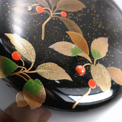 Tanaka Soryo Chu-Natsume with Yabukoj Ardisia Maki-e on Nashiji Ground, Signed Box