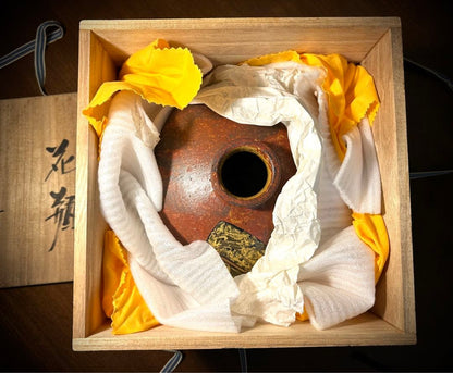 Tanishiki Masato Gasai Kutani Vase - Dual Cranes Moon and Waves