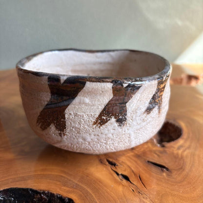 Nezumi-Shino Matcha Tea Bowl by Noda Tozan - Mino Ware E-Shino Chawan with Iron Painting and Signed Tomobako