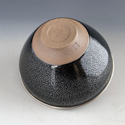 Koie Tsuyoshi Yuteki Tenmoku Chawan — Oil-Spot Tea Bowl with Silver Fukurin, Tomobako & Tomo-nuno