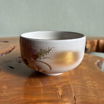 Kutani-yaki Tea Bowl by Roko — White Crackle with Hibiscus and Gold, Delicate Overglaze Enamels