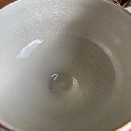 Kutani-yaki Tea Bowl by Roko — White Crackle with Hibiscus and Gold, Delicate Overglaze Enamels