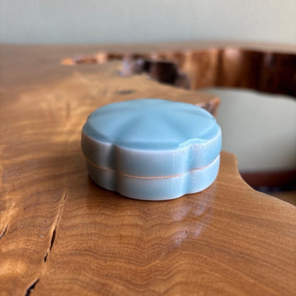 Nabeshima Celadon Kōgō & Kensui Set by Saiun — Signed Tea Ceremony Set