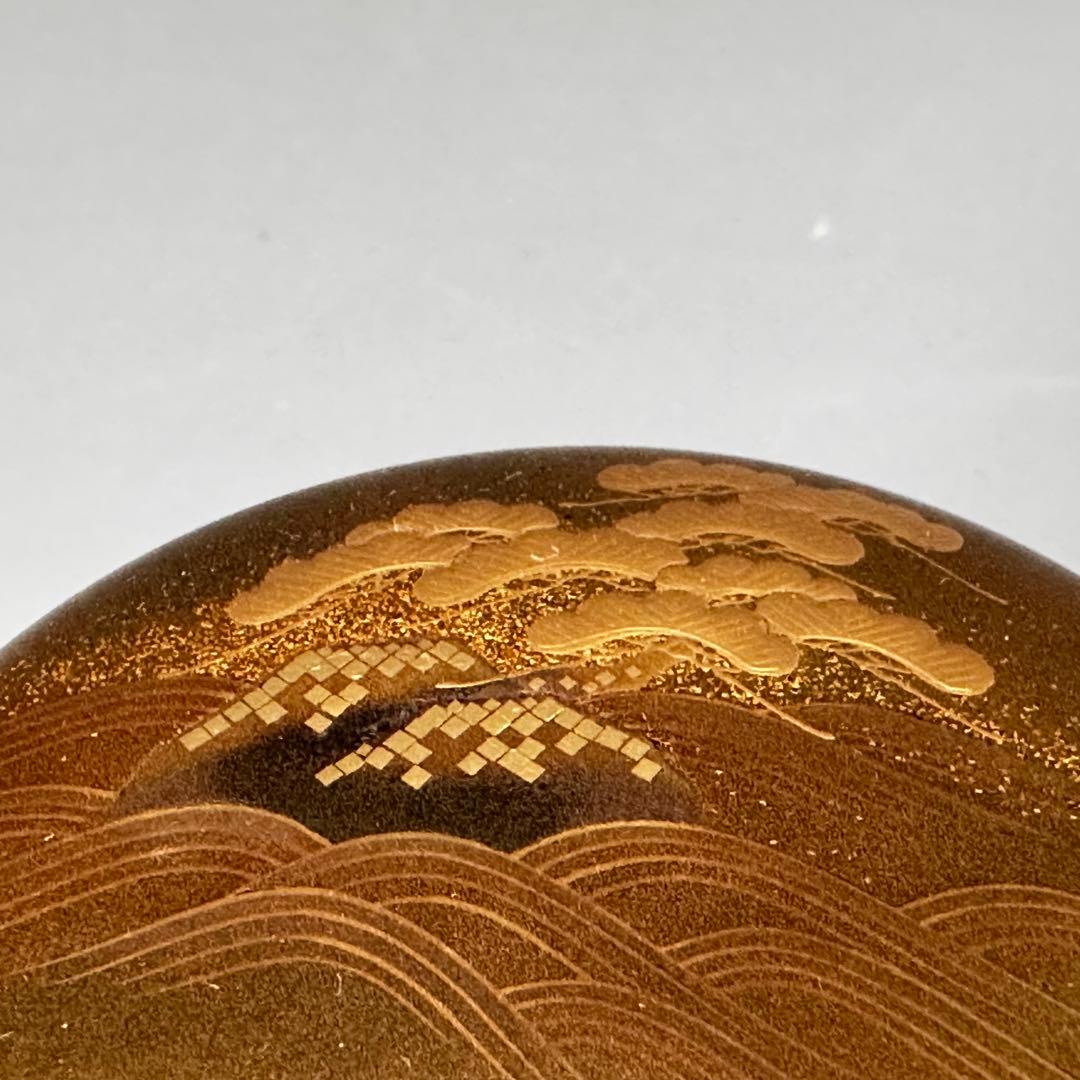 Iwamatsue Maki-e Large Natsume by Yamazaki Toshiharu — Gold Lacquer Tea Caddy, Nashiji Interior, Tomobako