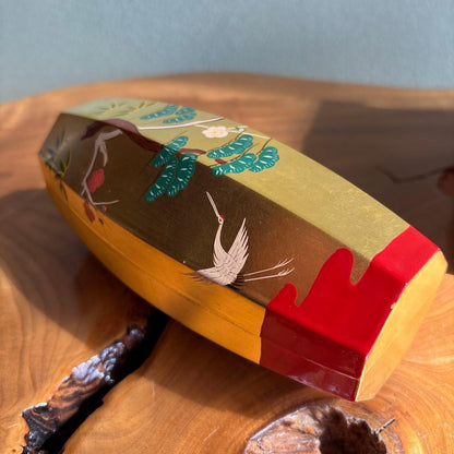 Buriburi Kogo — Gold Maki-e Pine Bamboo Plum Crane, Mineharu, Box