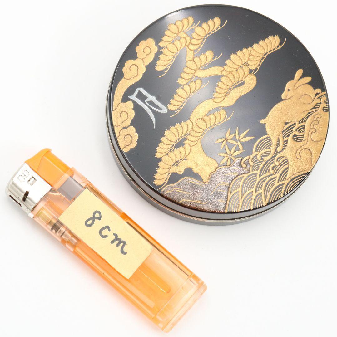 Moon Rabbit Maki-e Kogo Incense Container – Gold Nashiji – Horiuchi Sokan – Suzuki Konyu – Japan