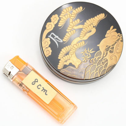 Moon Rabbit Maki-e Kogo Incense Container – Gold Nashiji – Horiuchi Sokan – Suzuki Konyu – Japan