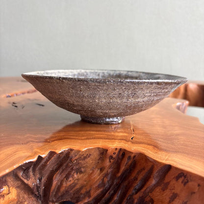Takatsuru Jun Kannon-do-yaki Flat Tea Bowl — Ash-Swept Hirachawan