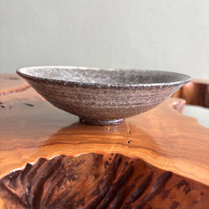 Takatsuru Jun Kannon-do-yaki Flat Tea Bowl — Ash-Swept Hirachawan