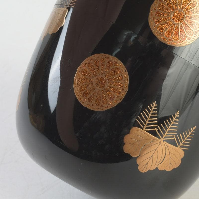 Wajima Lacquer Natsume — Kiku-Kiri Maki-e by Sōhō Mokushiro | Japanese Tea Ceremony