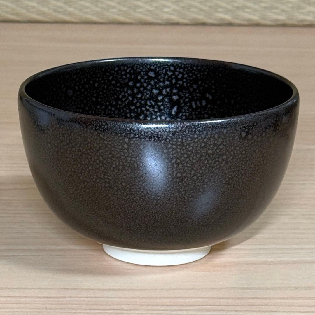 Yuteki Oil-Spot Tenmoku Tea Bowl - Japanese Black Glaze Chawan with Silver Spots