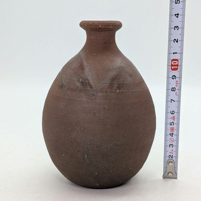 Bizen Pottery Tokkuri by Yu Fujiwara Living National Treasure