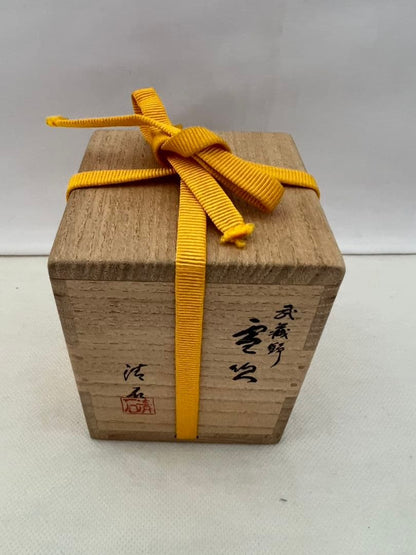 Musashino Autumn Grass Fubuki-Natsume by Kiyoishi III — Gold Maki-e with Raden on Black Lacquer