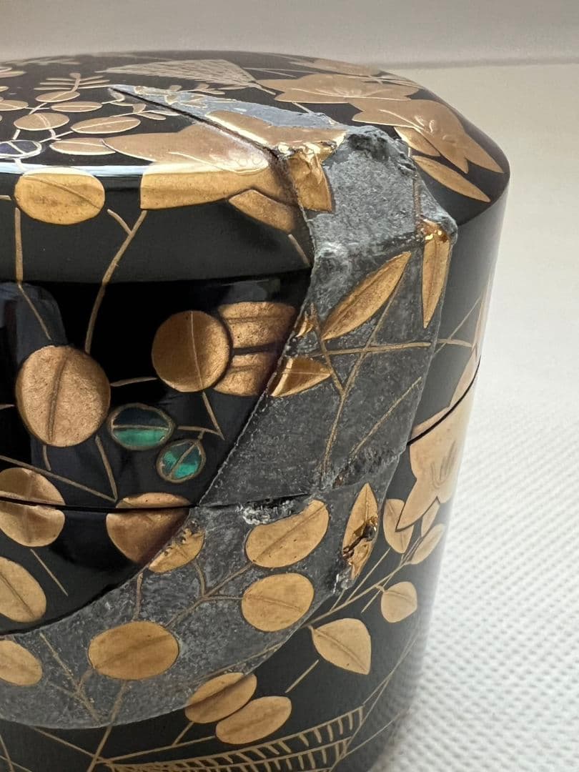 Musashino Autumn Grass Fubuki-Natsume by Kiyoishi III — Gold Maki-e with Raden on Black Lacquer