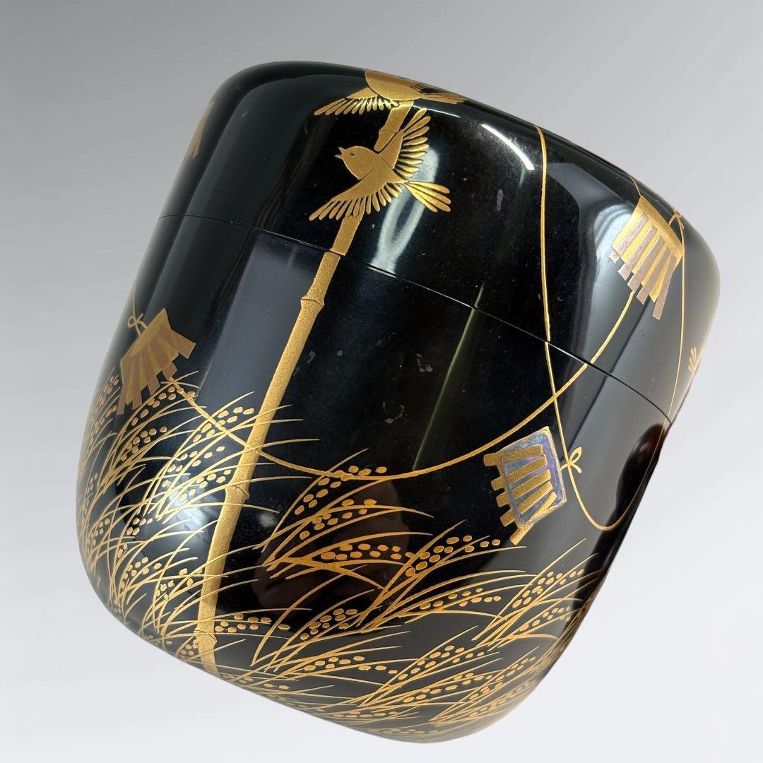 Shoun | Aki-no-no Maki-e O-Natsume — Large Black Lacquer Tea Caddy with Autumn Field