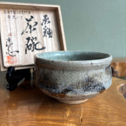 Ash Glaze Chawan by Junshi — Blue-Grey Iron Landscape Matcha Bowl, Dated 1972, with Tomobako