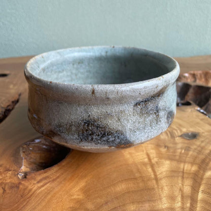 Ash Glaze Chawan by Junshi — Blue-Grey Iron Landscape Matcha Bowl, Dated 1972, with Tomobako