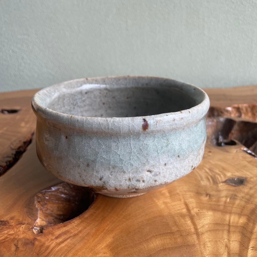 Ash Glaze Chawan by Junshi — Blue-Grey Iron Landscape Matcha Bowl, Dated 1972, with Tomobako