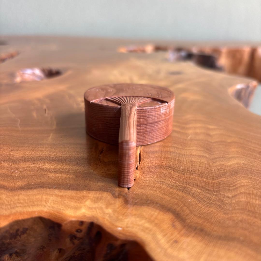 Ichii Ittō-bori Fan Kōgō by Kiminoyuki — Yew Wood Incense Box, Signed
