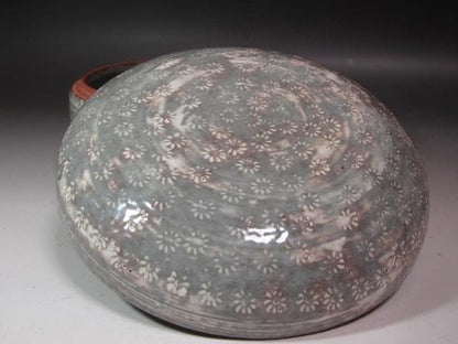 Mishima-de Chrysanthemum Jikiro Lidded Food Bowl | Asami Yoshizo Kenchu-sai Signed