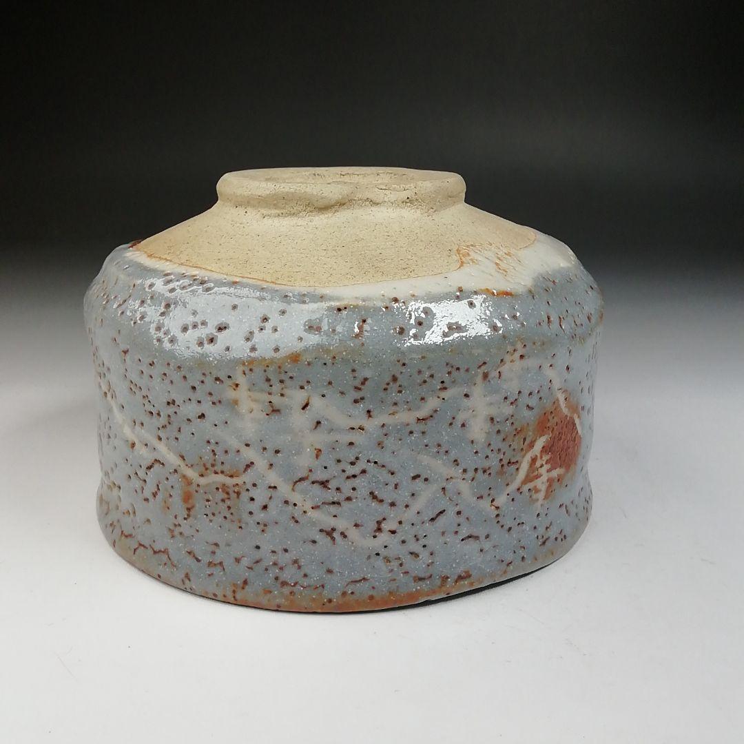 Nezumi Shino Tea Bowl by Hayashi Eiji — Momoyama Kiln Grey Shino Chawan with Iron Speckle Glaze