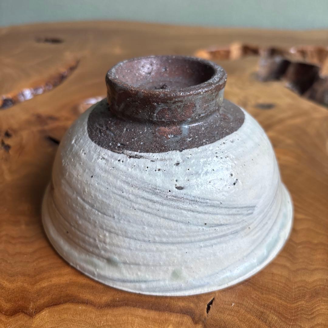 Hakeme Matcha Bowl by Cho Seongju — Korean-Style Brushwork Tea Bowl with Signed Box