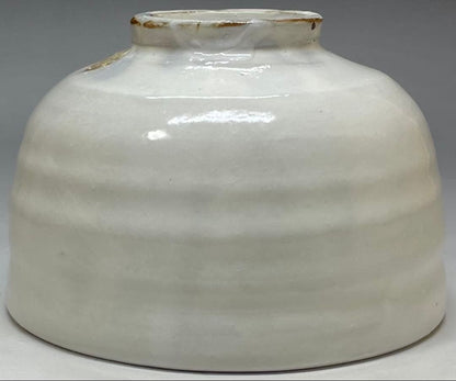 Flowing Water Camellia Chawan by Fukumori Yu — Kitsunomori Kiln Tea Bowl