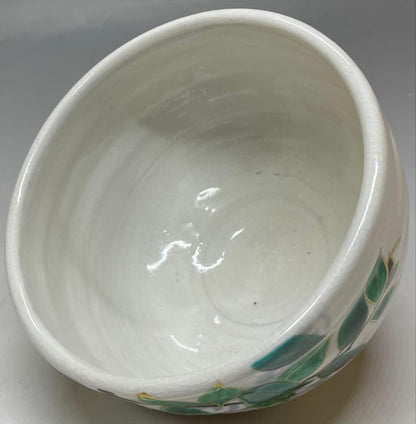 Flowing Water Camellia Chawan by Fukumori Yu — Kitsunomori Kiln Tea Bowl