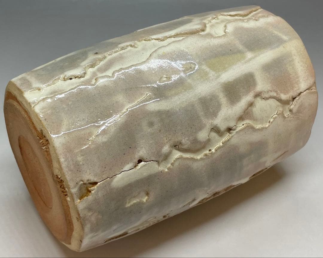 Hagi-Yaki Flower Vase by Studio Artist — Faceted Form, Pink Blush Glaze, Kannyu Crackle, Tomobako